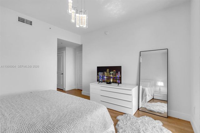 315 NE 3rd Ave 1804, Fort Lauderdale, FL 33301