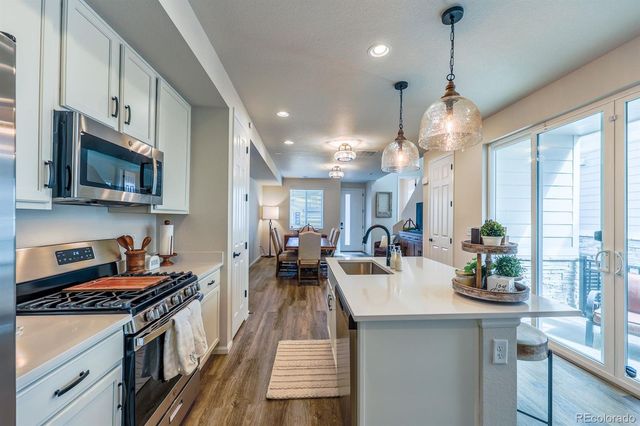 75 S Uriah Street, Aurora, CO 80018