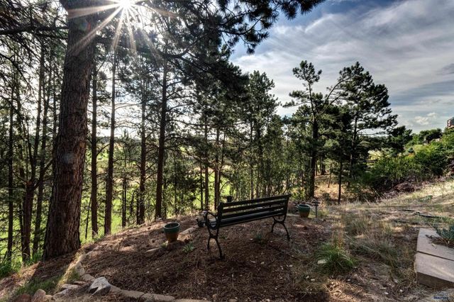 6828 MUIRFIELD DR, Rapid City, SD 57702