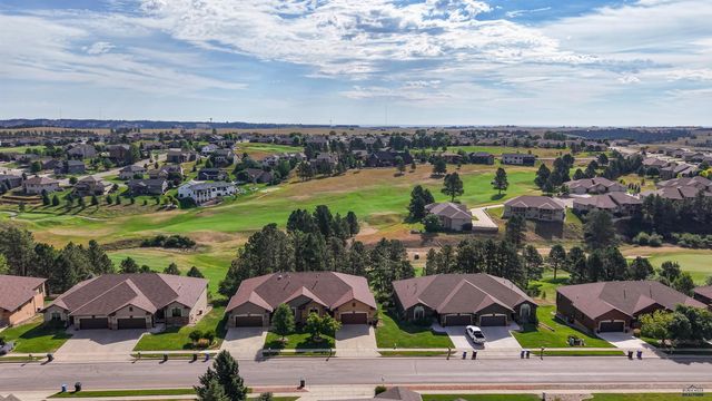 6828 MUIRFIELD DR, Rapid City, SD 57702
