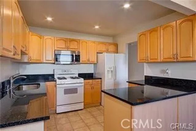 214 Via Robina 9, San Clemente, CA 92672