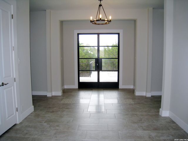 6751 Wrangler Cir, Bulverde, TX 78163