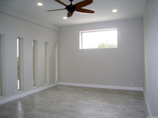 6751 Wrangler Cir, Bulverde, TX 78163