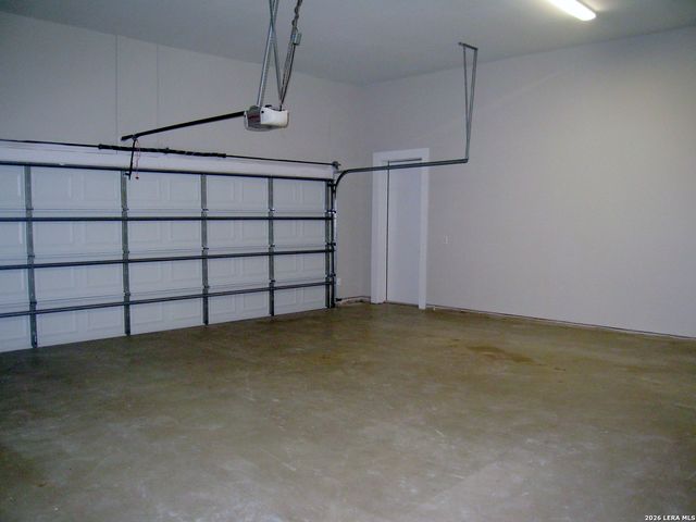 6751 Wrangler Cir, Bulverde, TX 78163
