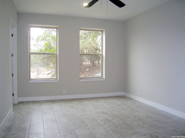 6751 Wrangler Cir, Bulverde, TX 78163
