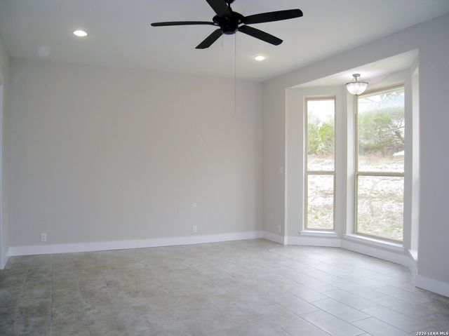 6751 Wrangler Cir, Bulverde, TX 78163