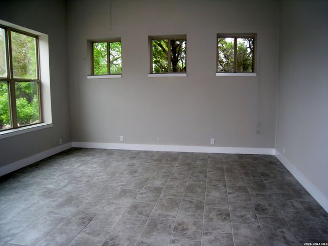 6751 Wrangler Cir, Bulverde, TX 78163