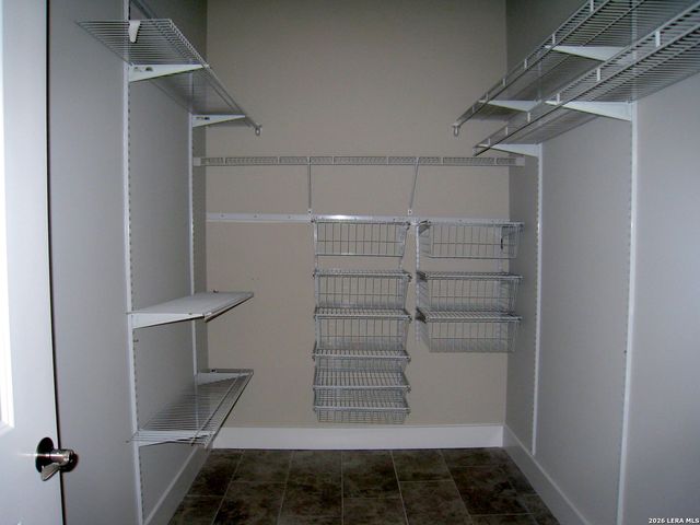 6751 Wrangler Cir, Bulverde, TX 78163