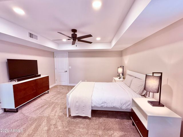 2645 E VISTA Drive, Phoenix, AZ 85032
