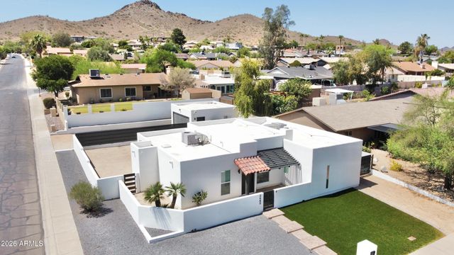 2645 E VISTA Drive, Phoenix, AZ 85032