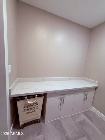 2645 E VISTA Drive, Phoenix, AZ 85032