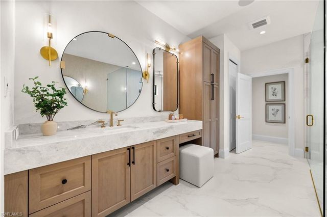 1120 10th AVE N, Naples, FL 34102