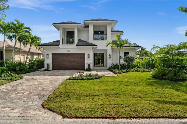 1120 10th AVE N, Naples, FL 34102