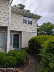 4140 Spirea Drive, Wilmington, NC 28403