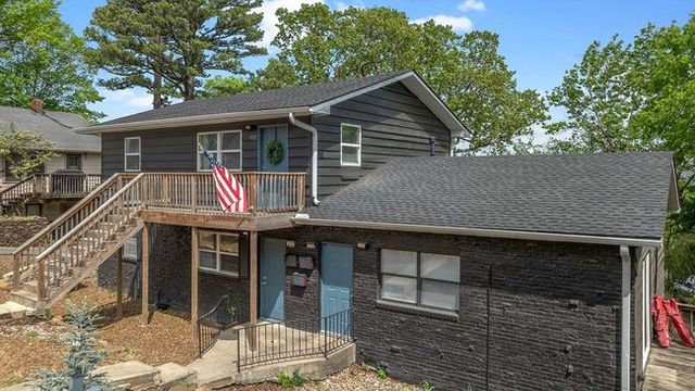 830 W Caraway Street, Fayetteville, AR 72701
