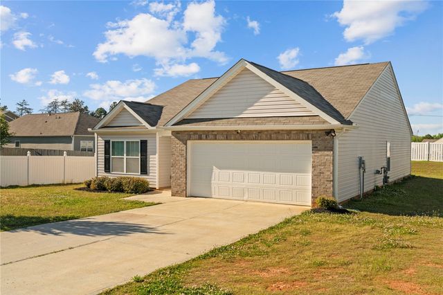 205 Hillendale Way, Williamston, SC 29697