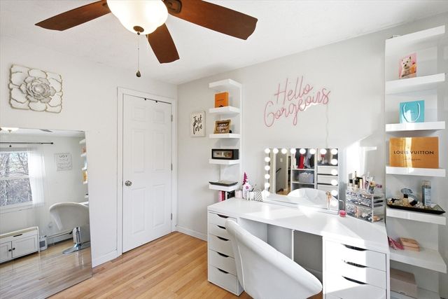 557 Fowler Rd, Northbridge, MA 01534