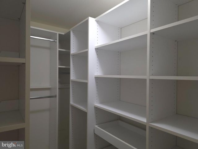 15546 MILLER SCHOOL PL, Manassas, VA 20112
