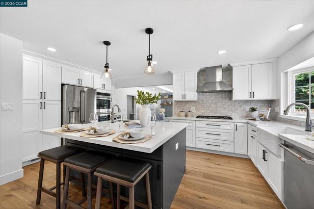 3022 Deerpark Dr, Walnut Creek, CA 94598