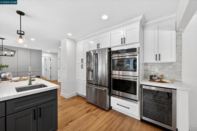 3022 Deerpark Dr, Walnut Creek, CA 94598