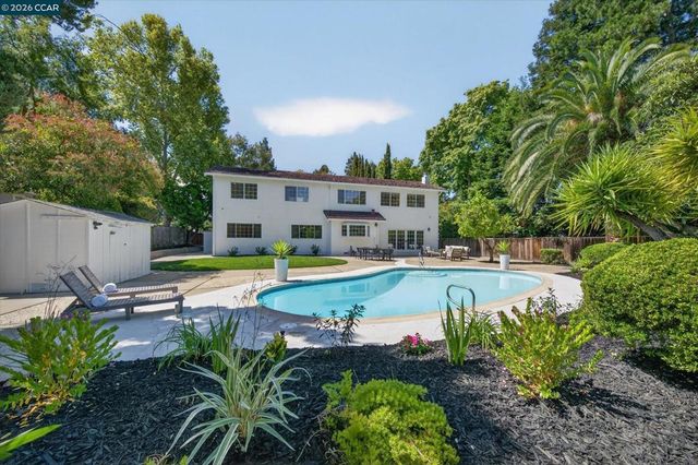 3022 Deerpark Dr, Walnut Creek, CA 94598