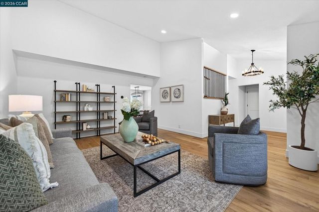 3022 Deerpark Dr, Walnut Creek, CA 94598