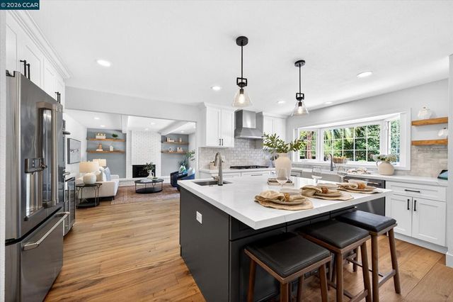 3022 Deerpark Dr, Walnut Creek, CA 94598