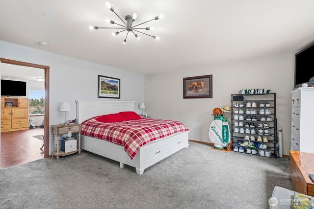 1804 Harborview Drive, Aberdeen, WA 98520