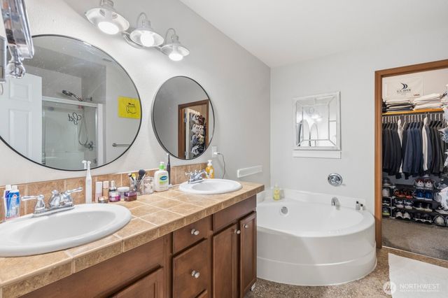 1804 Harborview Drive, Aberdeen, WA 98520