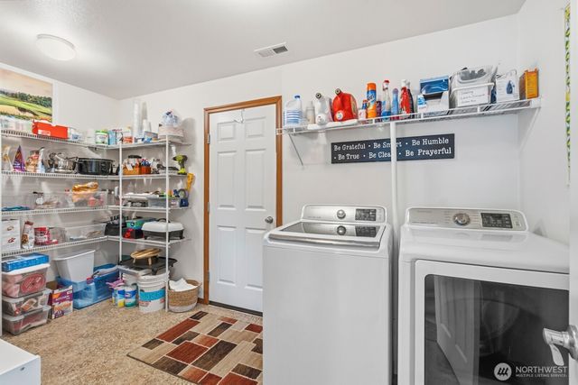 1804 Harborview Drive, Aberdeen, WA 98520