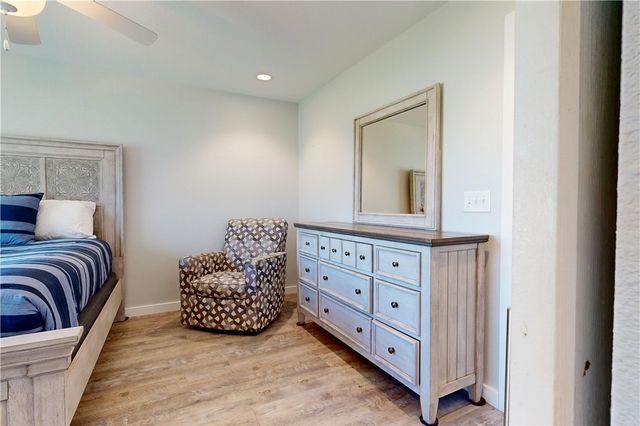 230 Cut Off Road 122, Port Aransas, TX 78373