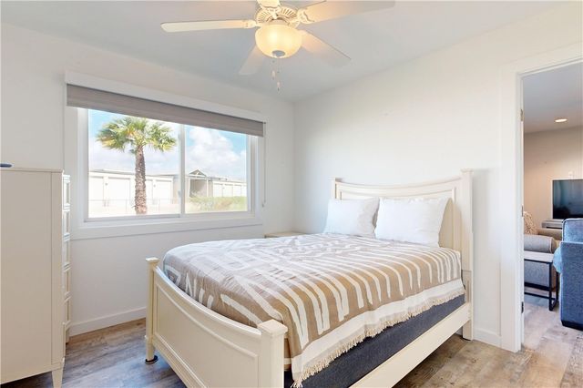 230 Cut Off Road 122, Port Aransas, TX 78373