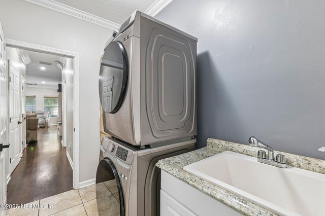 13998 SUMMER BREEZE Drive, Jacksonville, FL 32218