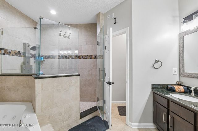 13998 SUMMER BREEZE Drive, Jacksonville, FL 32218