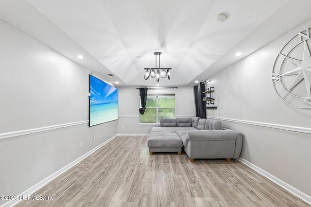 13998 SUMMER BREEZE Drive, Jacksonville, FL 32218