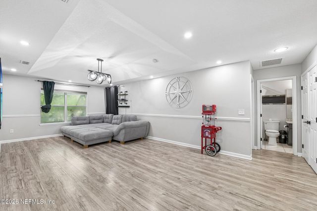 13998 SUMMER BREEZE Drive, Jacksonville, FL 32218