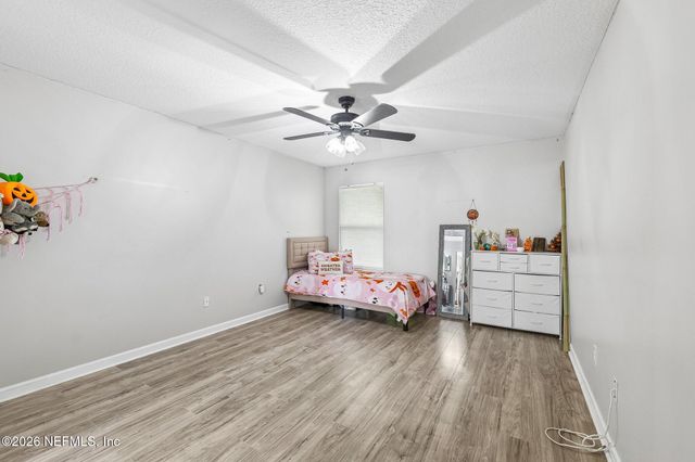 13998 SUMMER BREEZE Drive, Jacksonville, FL 32218