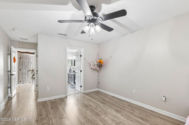 13998 SUMMER BREEZE Drive, Jacksonville, FL 32218