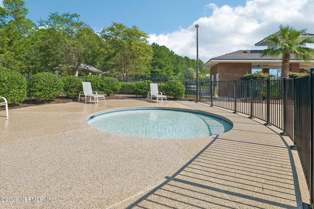 13998 SUMMER BREEZE Drive, Jacksonville, FL 32218