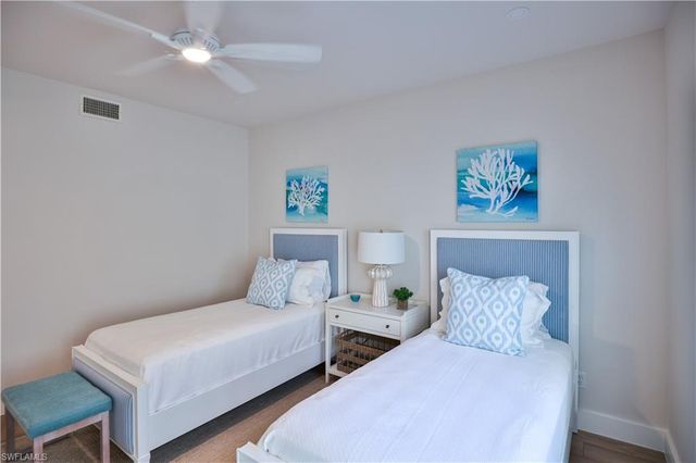 988 Egrets RUN 101, Naples, FL 34108