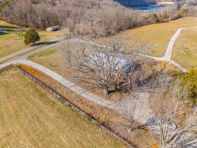 38 Beech Grove Road, Nancy, KY 42544