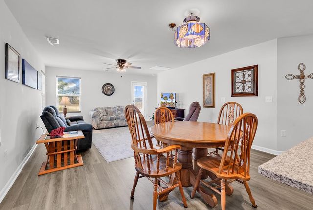 140 Cape Point Dr., Conway, SC 29527