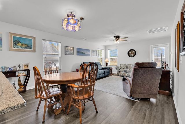 140 Cape Point Dr., Conway, SC 29527