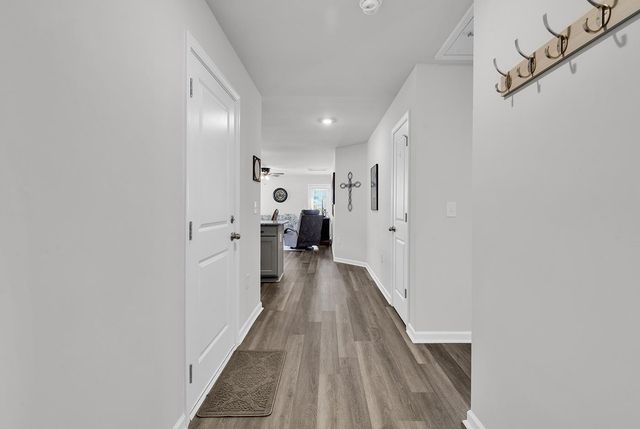 140 Cape Point Dr., Conway, SC 29527