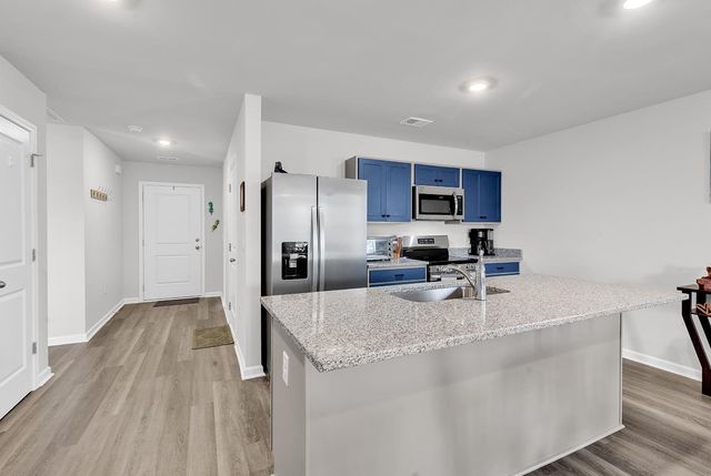 140 Cape Point Dr., Conway, SC 29527