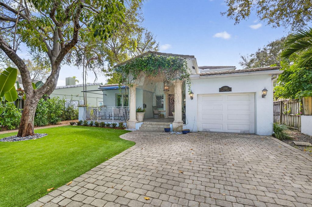 1020 SE 11th Street, Fort Lauderdale, FL 33316