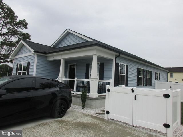 234 E NORTH ST, Felton, DE 19943