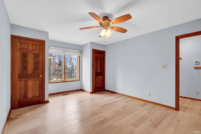 8211 Yorkridge Drive, Newburgh, IN 47630