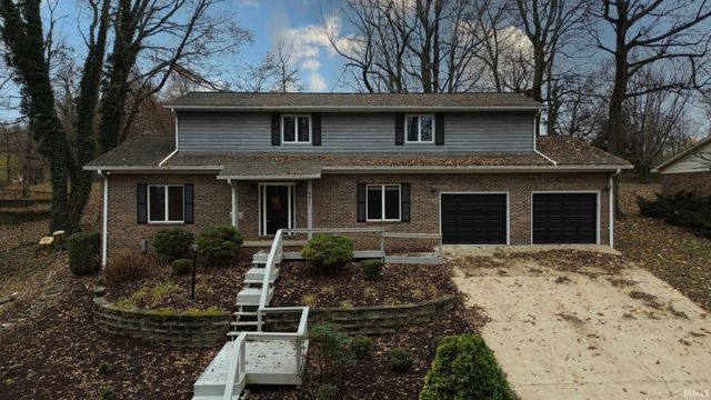 8211 Yorkridge Drive, Newburgh, IN 47630