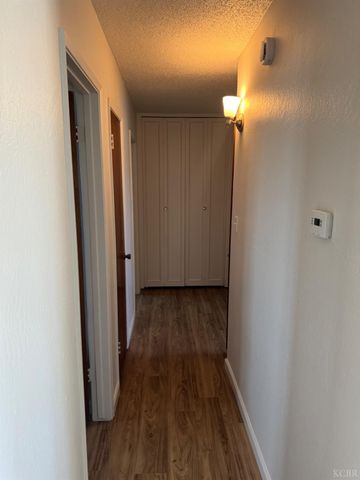 2215 N Mayfair Drive, Hanford, CA 93230